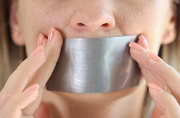 GASTSPIEL von FRANK-CHRISTIAN HANSEL: Wie der linke Demokratierettungswahn an sich selbst implodiert