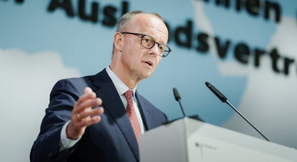 Leicht erklärt: Das Problem mit Friedrich Merz und seiner „Brandmauer“