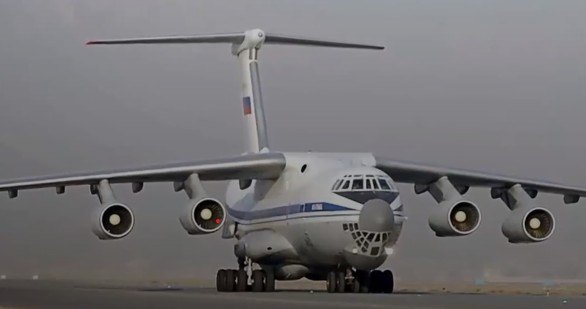 Was hat es mit dem Geheimflug von Moskau nach Südamerika auf sich?