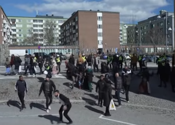 FRAMING: Wie öffentliche Meinung am Beispiel Schweden manipuliert wird