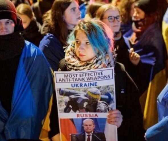 Proteste gegen Scholz in Osteuropa