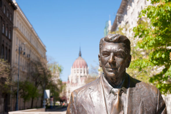Wir brauchen dringend einen neuen Ronald Reagan – aber woher nehmen?
