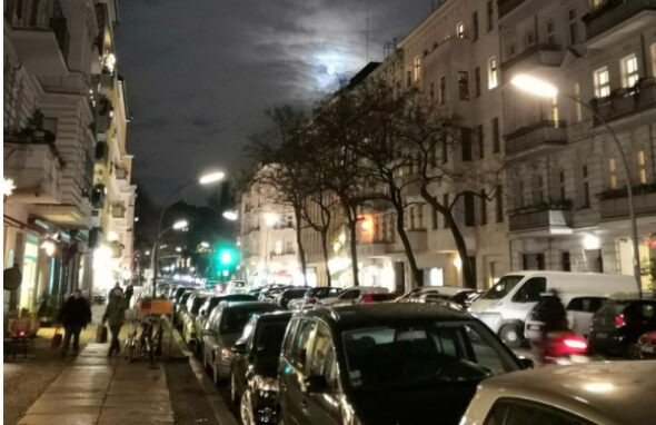 Monatelang vergewaltigt von „jungen Burschen“: Die Lehrerin (28) und die Zwölfjährige aus Wien